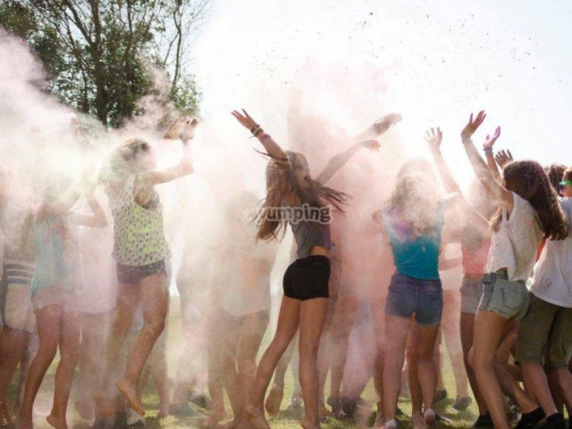 tb_Fiesta de colores.JPG